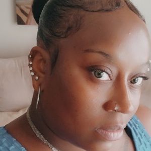 Meet your Posher, Felicia